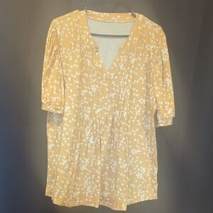 Peach Floral Pintuck V-Neck Tunic